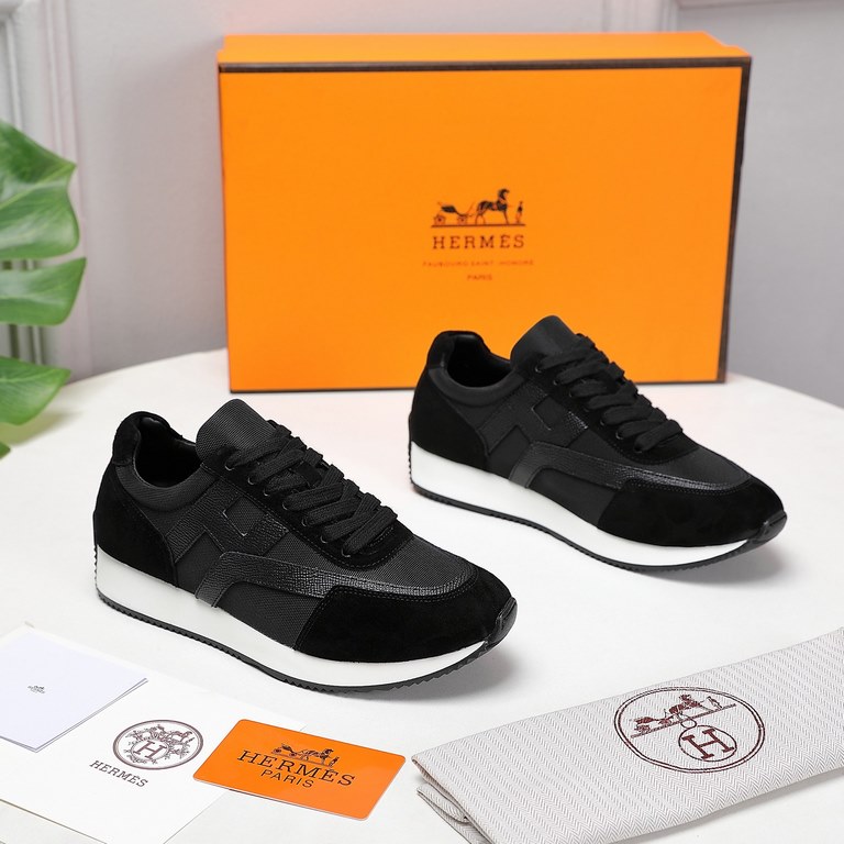 Hermes Hermes Sneakers H Side Label Counter all the latest couple modelsRestore the authentic 11 details Customized sense of superbH Side label pattern design Mix and match elements splicing details full of points  .Slim