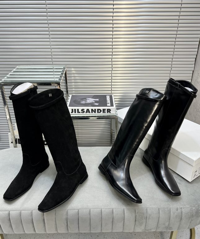 Factory priceThis year a very hot niche brand boots, Toteme tall boots square head riding boots long women's boots!Toteme these boots should be Hermes flat replacement New York blogger's ultra-modern classic fall and win