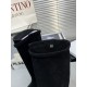 Factory priceThis year a very hot niche brand boots, Toteme tall boots square head riding boots long women's boots!Toteme these boots should be Hermes flat replacement New York blogger's ultra-modern classic fall and win