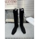 Factory priceThis year a very hot niche brand boots, Toteme tall boots square head riding boots long women's boots!Toteme these boots should be Hermes flat replacement New York blogger's ultra-modern classic fall and win