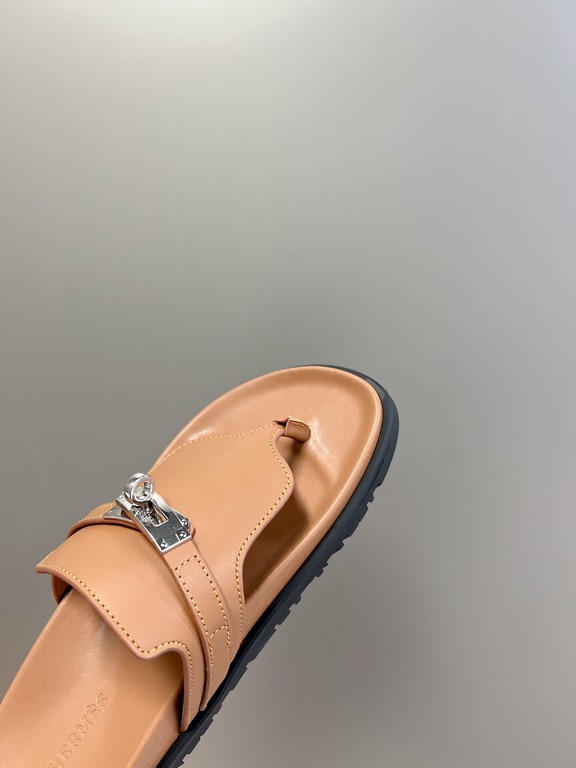 Men  [ΗERMES 】 Hermes spring and summer classic couple models second uncle slippers Chypre ugly ugly ugly uncle slippers - old man slippers, on the foot is simply too comfortable! It's simple and cute!All mixed breed she