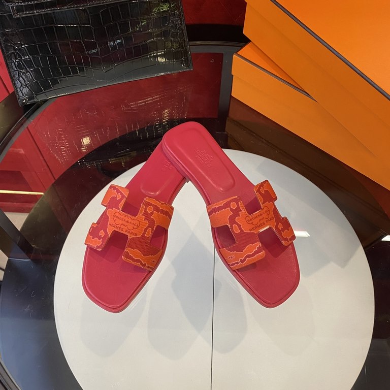 New color, full midsole, new revision (Hermès) Packaging upgraded, version of the workmanship materials upgraded.Hermes  market highest version pure handmade shoes   Top Product Hermes Slippers  ----------Early spring ne