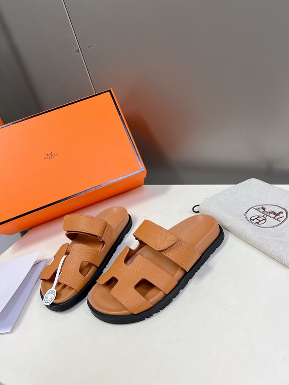 Men  [ΗERMES 】 Hermes spring and summer classic couple models second uncle slippers Chypre ugly ugly ugly uncle slippers - old man slippers, on the foot is simply too comfortable! It's simple and cute!All mixed breed she