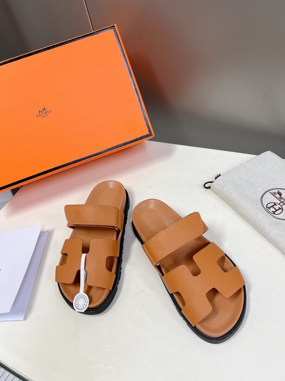 Men  [ΗERMES 】 Hermes spring and summer classic couple models second uncle slippers Chypre ugly ugly ugly uncle slippers - old man slippers, on the foot is simply too comfortable! It's simple and cute!All mixed breed she