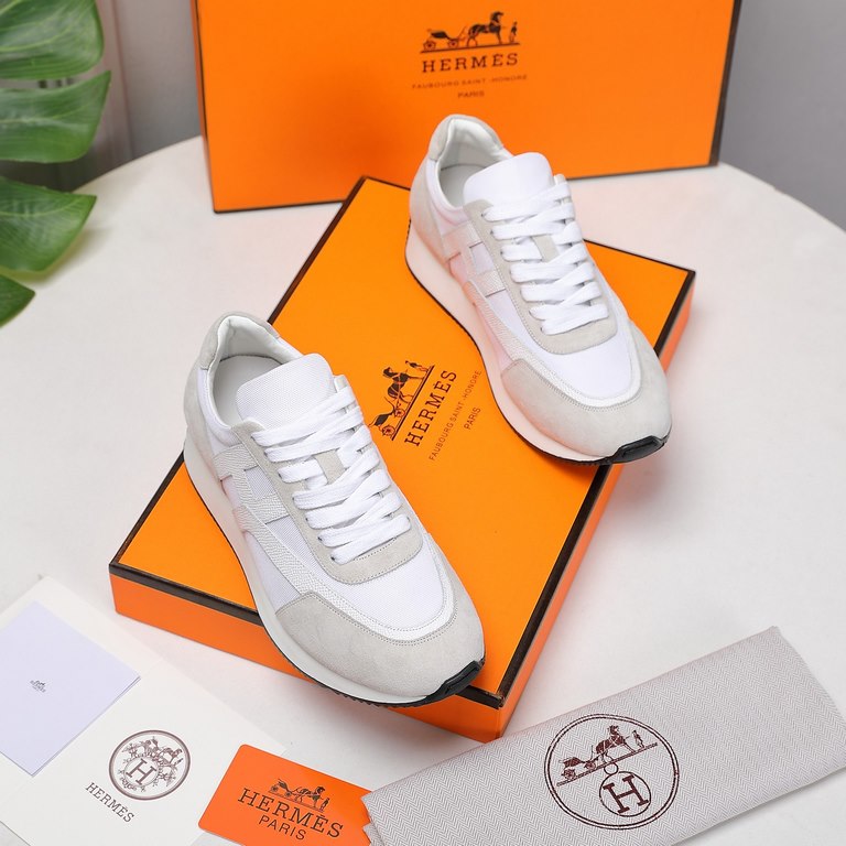 Hermes Hermes Sneakers H Side Label Counter all the latest couple modelsRestore the authentic 11 details Customized sense of superbH Side label pattern design Mix and match elements splicing details full of points  .Slim