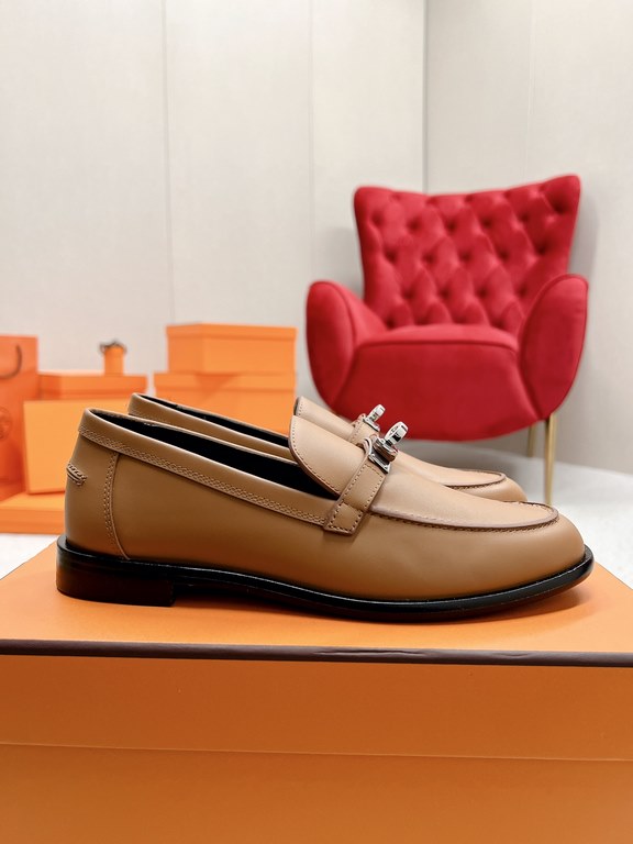 HERME'c, the whole network exclusive handmade, private high-end customization, classic handmade workshop ~ ~ big goods real shotDestin Loafers, very classic, versatile, simple, colorblocking design, on the foot is very f