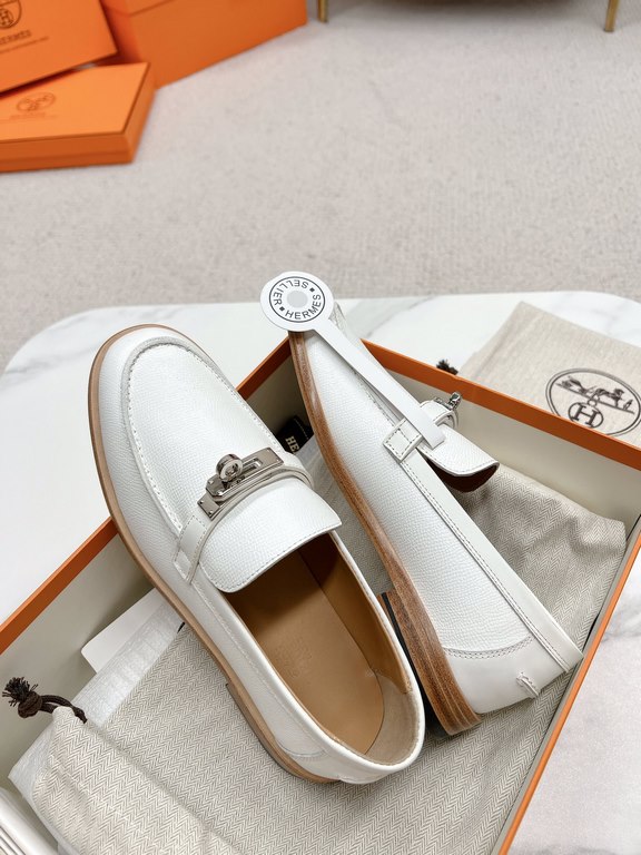 HERME'c, the whole network exclusive handmade, private high-end customization, classic handmade workshop ~ ~ big goods real shotDestin Loafers, very classic, versatile, simple, colorblocking design, on the foot is very f