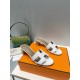 HERMES Hermes 2022 H Home New color update Classic works Multi-color choice let you love enough. Classic work Universal slippers, is the goddess are like on me oh! Really versatile, with pants or skirt are OK.Upper mater