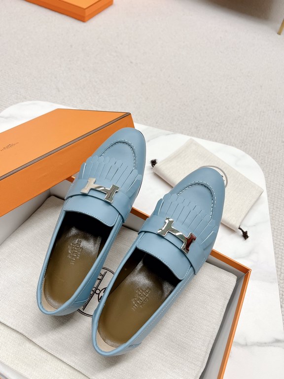 HERME'c, the whole network exclusive handmade, private high-end customization, classic handmade workshop ~ ~ ~ big goods real shotRoyal Loafers, very classic, versatile, simple, colorblocking design, on the foot is very 