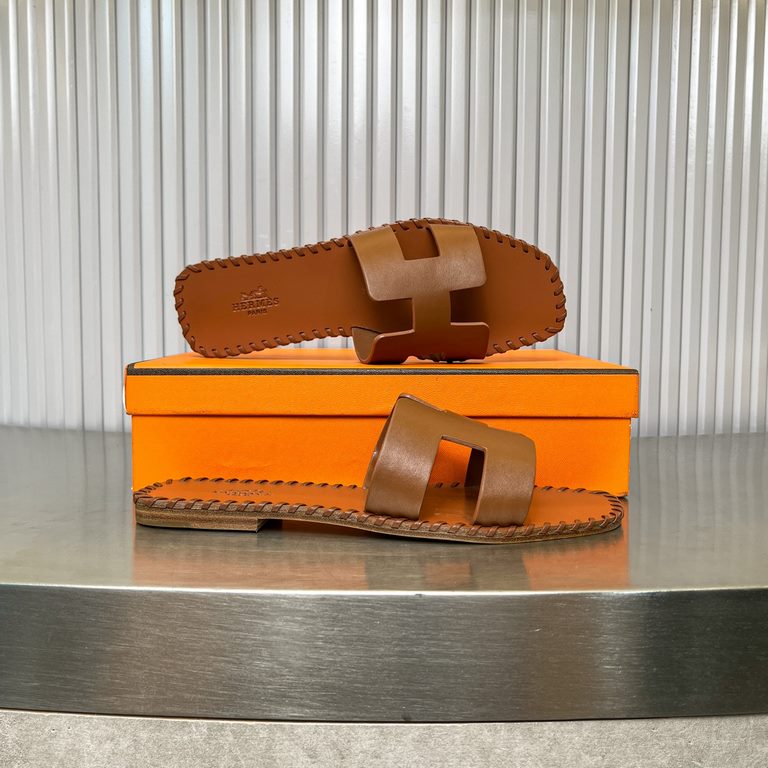 New color, leather midsole, hand stitching. Newly revamped (Hermès) Packaging upgraded, version of the workmanship materials upgraded.Hermes  highest version of pure handmade shoes in the market   Top Product Hermes Slip