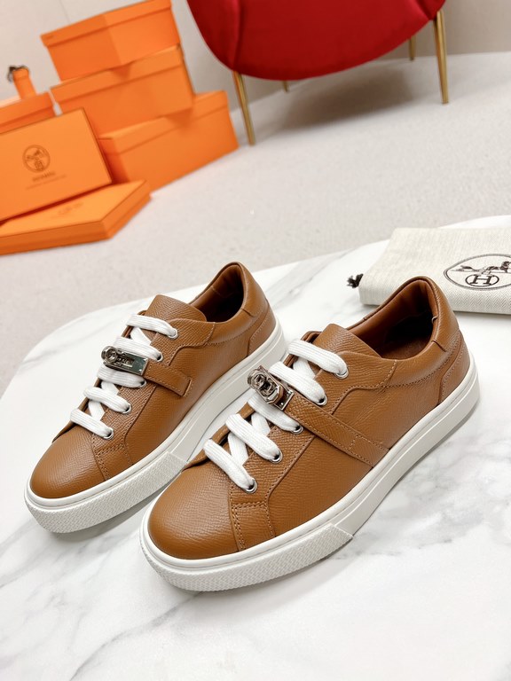 Herme's Love  Shi, straight line boutique build, as soon as I opened the package, I fell in love, this year, every sneaker of the Dumas family is loved, fashion is to be different.The overall design of the shoes is very 