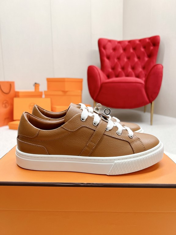 Herme's Love  Shi, straight line boutique build, as soon as I opened the package, I fell in love, this year, every sneaker of the Dumas family is loved, fashion is to be different.The overall design of the shoes is very 