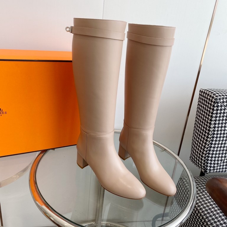 Batch Generation level! Hermes Hermes Germain Collection! Elegant temperament chunky heel boots Signature kelly buckle with sleek design!Original calfskin upper, cowhide lining padded feetCustom grade Italian leather out