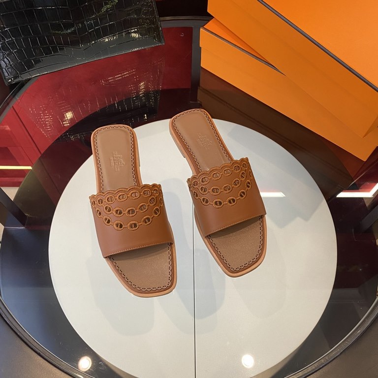 New color, full midsole, new revision (Hermès) Packaging upgraded, version of the workmanship materials upgraded.Hermes  market highest version pure handmade shoes   Top Product Hermes Slippers  ----------Early spring ne