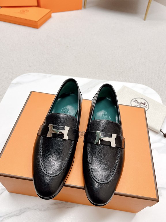 HERME'c, the whole network exclusive handmade, private high-end customization, classic handmade workshop ~ ~ ~ big goods real shotRoyal Loafers, very classic, versatile, simple, colorblocking design, on the foot is very 