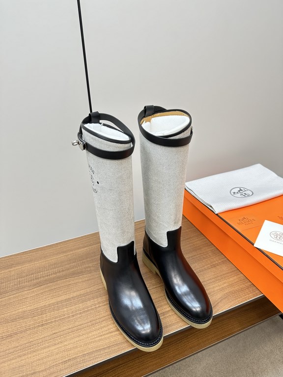 Hermes Hermès Supreme Kelly Jumping Locks Cavalier BootsNetflix must-have! Super heavyweight a classic boots.  counter original replica handmade customization, the essence of the boot barrel to do quite and do straight.U