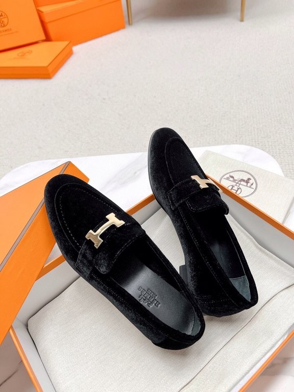 HERME'c, the whole network exclusive handmade, private high-end customization, classic handmade workshop ~ ~ ~ big goods real shotRoyal Loafers, very classic, versatile, simple, colorblocking design, on the foot is very 