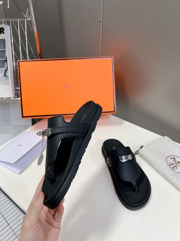 Men  [ΗERMES 】 Hermes spring and summer classic couple models second uncle slippers Chypre ugly ugly ugly uncle slippers - old man slippers, on the foot is simply too comfortable! It's simple and cute!All mixed breed she