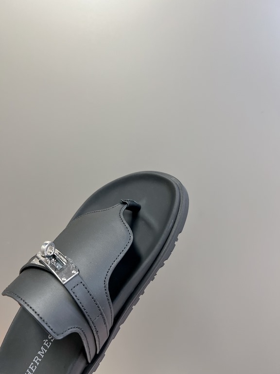 Men  [ΗERMES 】 Hermes spring and summer classic couple models second uncle slippers Chypre ugly ugly ugly uncle slippers - old man slippers, on the foot is simply too comfortable! It's simple and cute!All mixed breed she