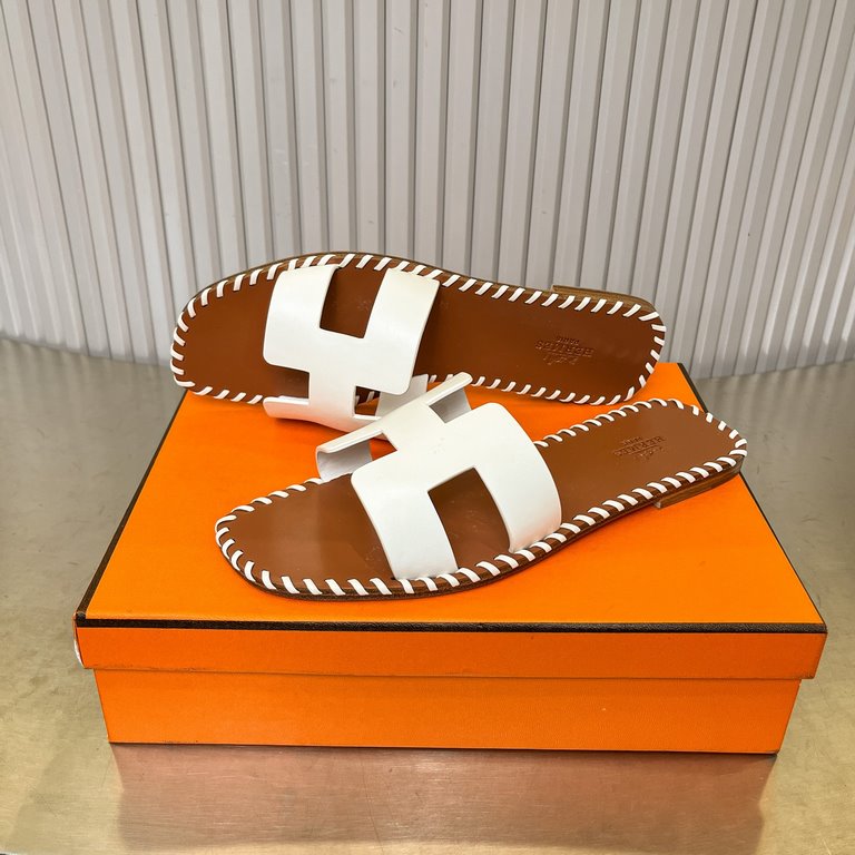 New color, leather midsole, hand stitching. Newly revamped (Hermès) Packaging upgraded, version of the workmanship materials upgraded.Hermes  highest version of pure handmade shoes in the market   Top Product Hermes Slip