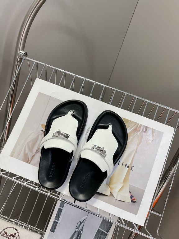 Men  [ΗERMES 】 Hermes spring and summer classic couple models second uncle slippers Chypre ugly ugly ugly uncle slippers - old man slippers, on the foot is simply too comfortable! It's simple and cute!All mixed breed she