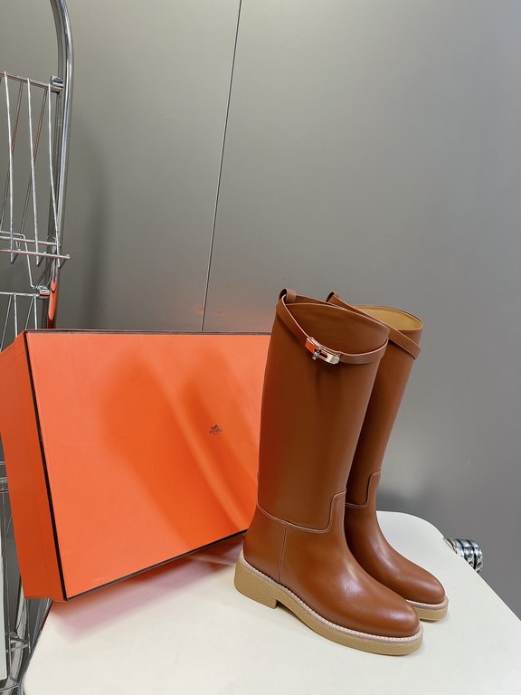 Top generation purchase version of HERMES Hermes kelly knight boots, partial casual a new model, with the toe part of the collision color, the upper is custom linen material, after more than 1 month development and becom