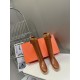 Top generation purchase version of HERMES Hermes kelly knight boots, partial casual a new model, with the toe part of the collision color, the upper is custom linen material, after more than 1 month development and becom