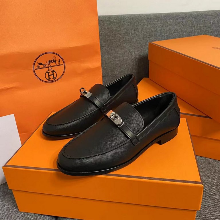 The hottest item of the year is online ~Purely handmade and customized as always ～This will be the hottest single product of H brand this year, kelly buckle Loafers, cool and special casual fashion versatile, flat small 