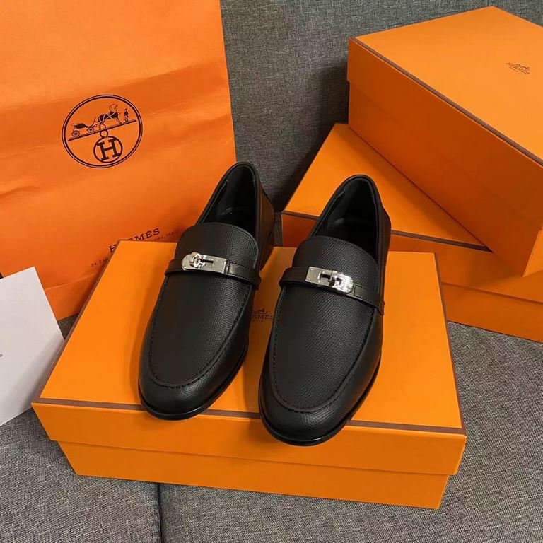 The hottest item of the year is online ~Purely handmade and customized as always ～This will be the hottest single product of H brand this year, kelly buckle Loafers, cool and special casual fashion versatile, flat small 