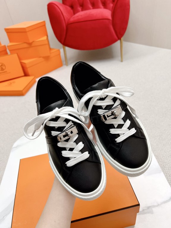 Herme's Love  Shi, straight line boutique build, as soon as I opened the package, I fell in love, this year, every sneaker of the Dumas family is loved, fashion is to be different.The overall design of the shoes is very 