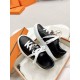 Herme's Love  Shi, straight line boutique build, as soon as I opened the package, I fell in love, this year, every sneaker of the Dumas family is loved, fashion is to be different.The overall design of the shoes is very 