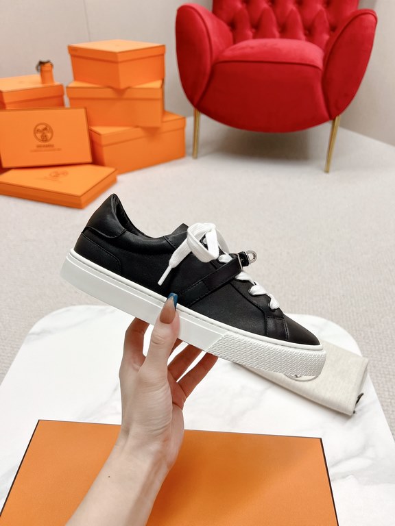 Herme's Love  Shi, straight line boutique build, as soon as I opened the package, I fell in love, this year, every sneaker of the Dumas family is loved, fashion is to be different.The overall design of the shoes is very 