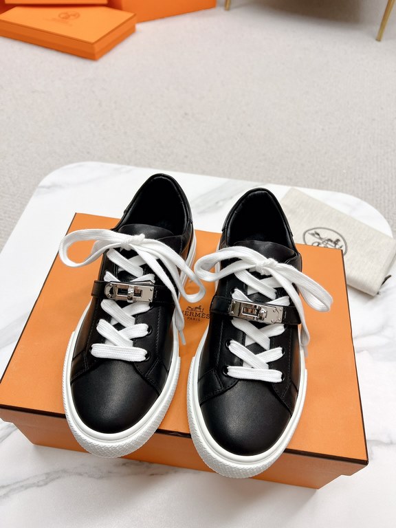 Herme's Love  Shi, straight line boutique build, as soon as I opened the package, I fell in love, this year, every sneaker of the Dumas family is loved, fashion is to be different.The overall design of the shoes is very 