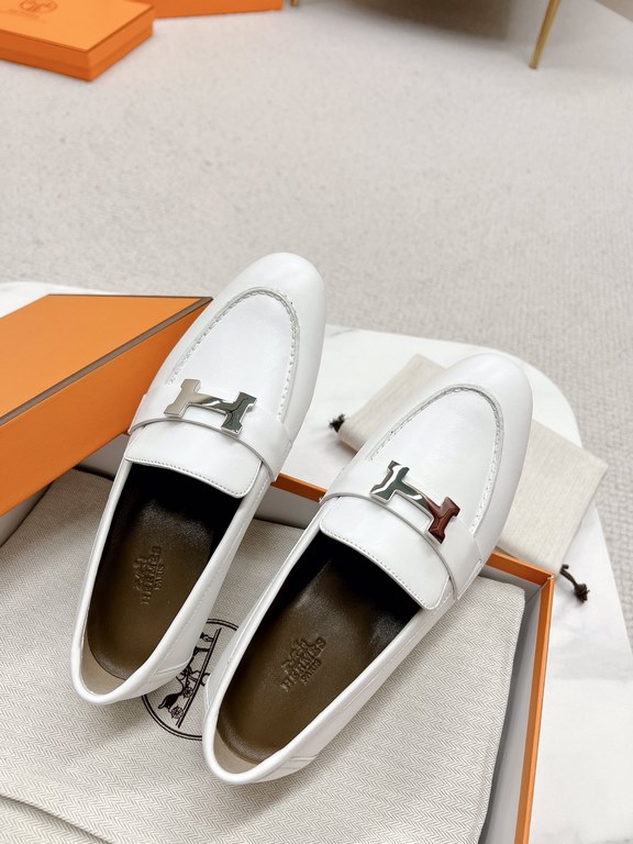 HERME'c, the whole network exclusive handmade, private high-end customization, classic handmade workshop ~ ~ ~ big goods real shotRoyal Loafers, very classic, versatile, simple, colorblocking design, on the foot is very 