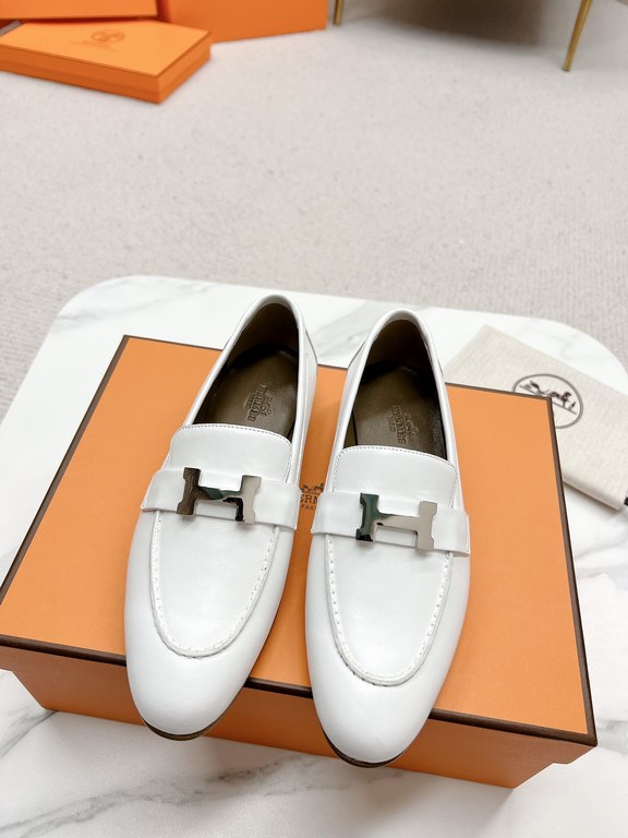 HERME'c, the whole network exclusive handmade, private high-end customization, classic handmade workshop ~ ~ ~ big goods real shotRoyal Loafers, very classic, versatile, simple, colorblocking design, on the foot is very 