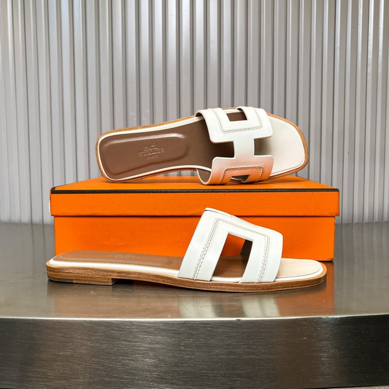 Bone Cord Collection Newly Revamped (Hermès) Packaging upgraded, version of the workmanship materials upgraded.Hermes  market highest version of pure handmade shoes   Top Product Hermes Slippers  ----------The most class