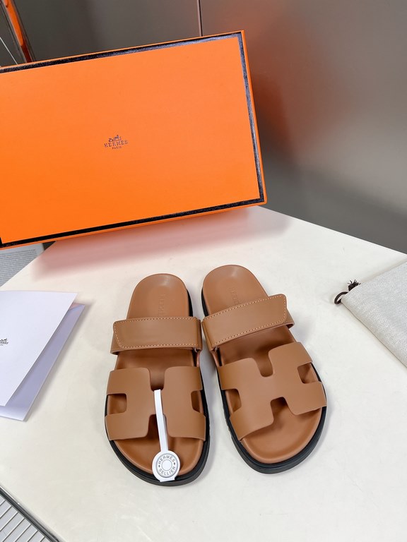 Men  [ΗERMES 】 Hermes spring and summer classic couple models second uncle slippers Chypre ugly ugly ugly uncle slippers - old man slippers, on the foot is simply too comfortable! It's simple and cute!All mixed breed she