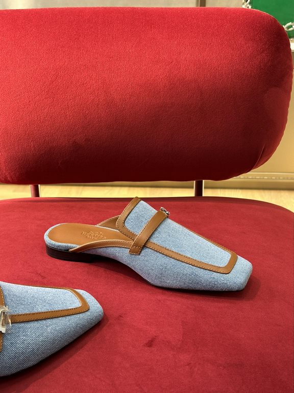 Topherme...ss23 new arrival～!H's SpringSummer 2023 Square Toe Half Flip Flops Wrapped feeling is very good, full of comfort   looks like a showy and stretchy foot! Leather trim, exquisite details, handsome and versatile!