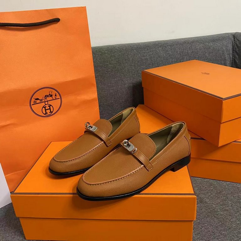 The hottest item of the year is online ~Purely handmade and customized as always ～This will be the hottest single product of H brand this year, kelly buckle Loafers, cool and special casual fashion versatile, flat small 