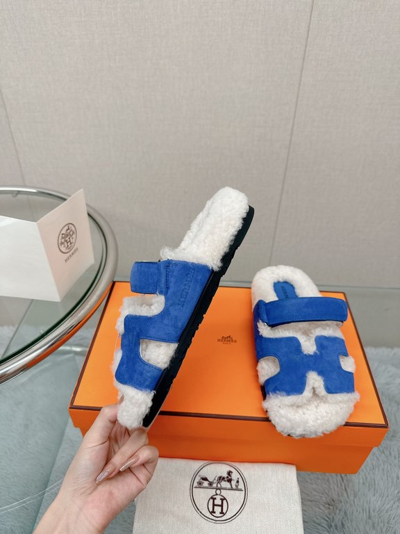 -Top qualityHerme Hermes new leather fur slippers, step on the lambswool, full of comfort, bare feet do not feel cold, with a thick socks Super beautiful oh!Upper LambskinLychee grain cowhide leather.Lining woolsheepskin