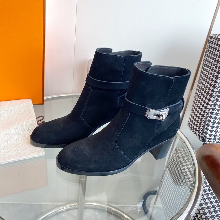 wholesale Hermes Hermes  Frenchie and ankle boots chunky heel short boots  top quality  Calfskin heeled ankle boots with Kelly buckle. Create a stylish look. Heel height 5cm   Imported leather outsole size 35-39 (40, 41 