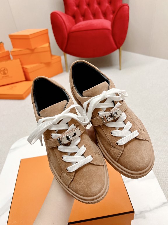 Herme's Love  Shi, straight line boutique build, as soon as I opened the package, I fell in love, this year, every sneaker of the Dumas family is loved, fashion is to be different.The overall design of the shoes is very 