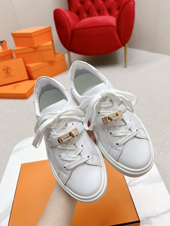 Herme's Love  Shi, straight line boutique build, as soon as I opened the package, I fell in love, this year, every sneaker of the Dumas family is loved, fashion is to be different.The overall design of the shoes is very 