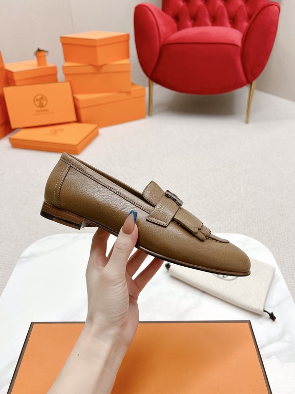 HERME'c, the whole network exclusive handmade, private high-end customization, classic handmade workshop ~ ~ ~ big goods real shotRoyal Loafers, very classic, versatile, simple, colorblocking design, on the foot is very 