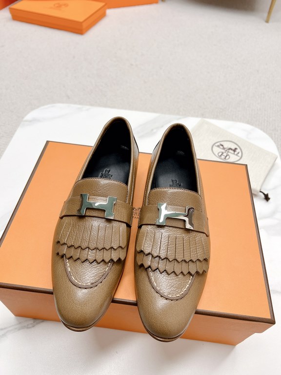 HERME'c, the whole network exclusive handmade, private high-end customization, classic handmade workshop ~ ~ ~ big goods real shotRoyal Loafers, very classic, versatile, simple, colorblocking design, on the foot is very 