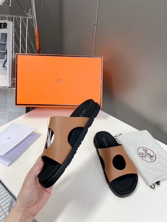 Men  [ΗERMES 】 Hermes spring and summer classic couple models second uncle slippers Chypre ugly ugly ugly uncle slippers - old man slippers, on the foot is simply too comfortable! It's simple and cute!All mixed breed she