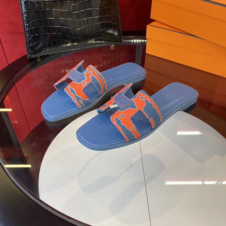 New color, full midsole, new revision (Hermès) Packaging upgraded, version of the workmanship materials upgraded.Hermes  market highest version pure handmade shoes   Top Product Hermes Slippers  ----------Early spring ne