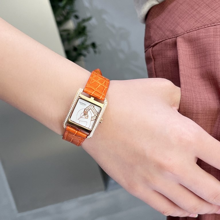 Hermes HEURE H series, the most classic H case, white natural enameled face, hand-polished and made of this square dial watches really have no resistance at all.316 stainless steel case precision polished H shape Line sm