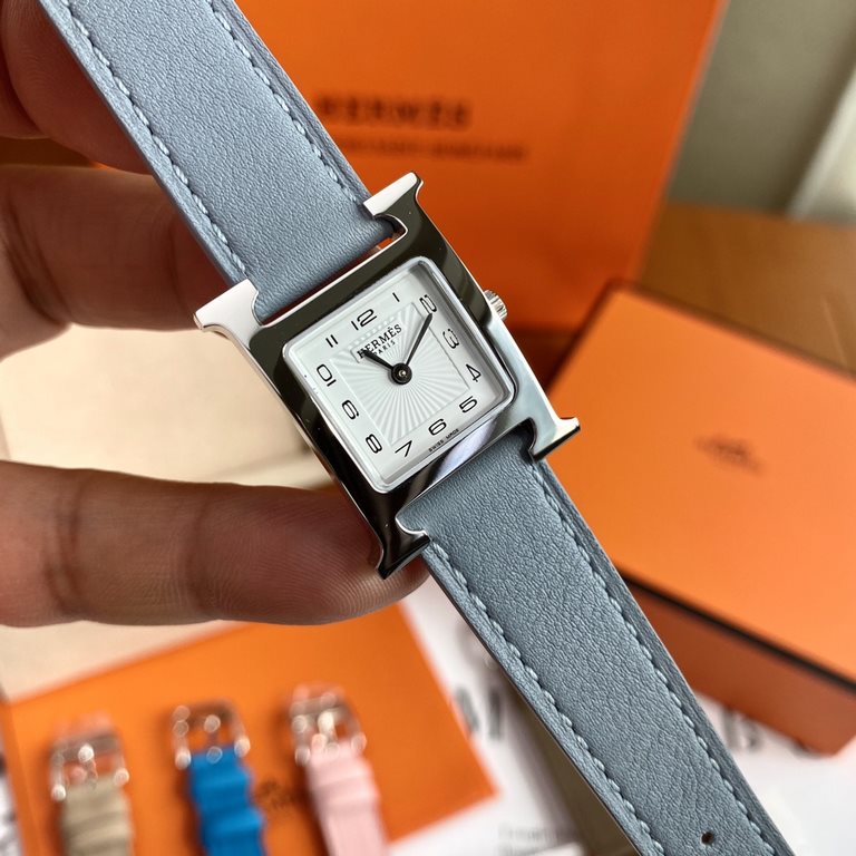 Batch with box Support Hong Kong, the United States direct mailNew debut, HERMES Hermes HEURE H series, equipped with Swiss ETA original quartz movement, the case is made of imported 316L stainless steel, diameter 2121mm