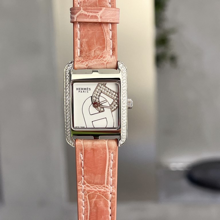 Hermes HEURE H series, the most classic H case, white natural enameled face, hand-polished and made of this square dial watches really have no resistance at all.316 stainless steel case precision polished H shape Line sm